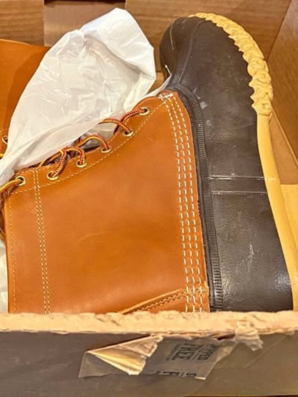 Mens L. L. Bean 175056 8" Bean Boot in Tan/Bean Boot Brown/Gum, Sz 10 New in Box